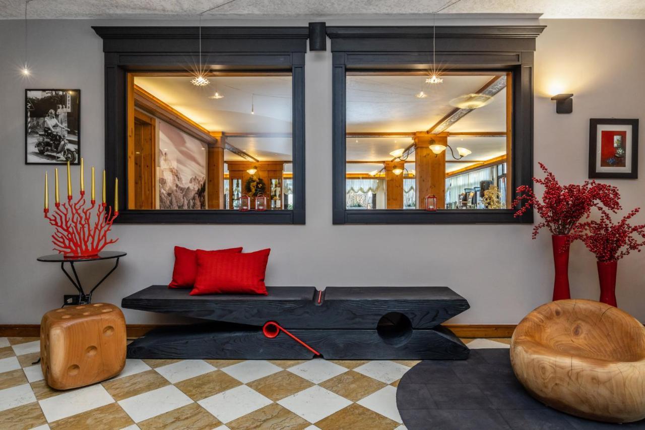 Pippo Hotel Terzolas Ngoại thất bức ảnh